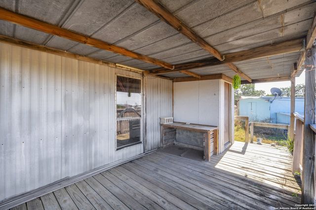 313 Big Meadows Dr, Bandera, TX 78003