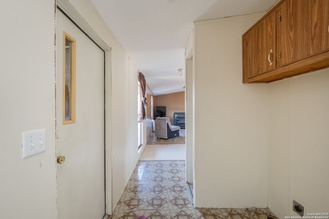 313 Big Meadows Dr, Bandera, TX 78003