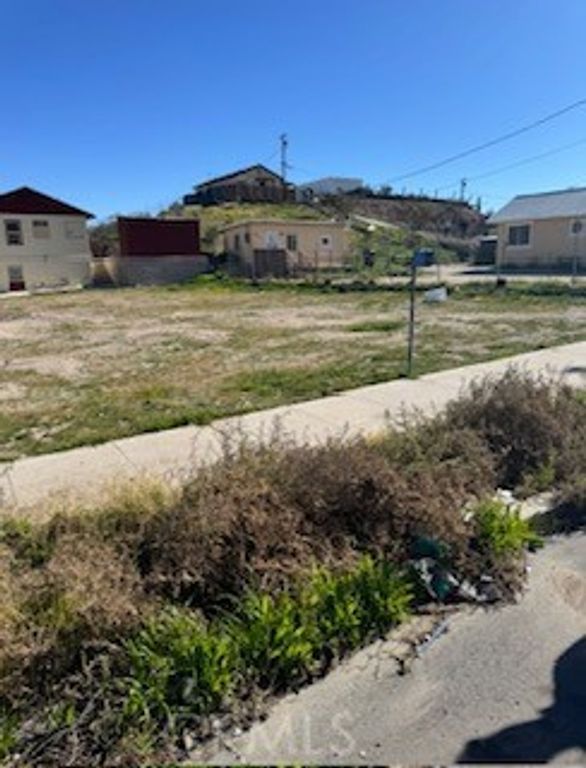 309 N 3rd, Barstow, CA 92311