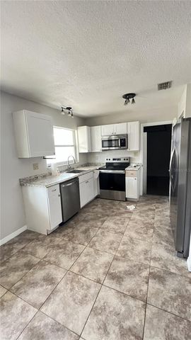 8348 ANGELA COURT, Zephyrhills, FL 33541