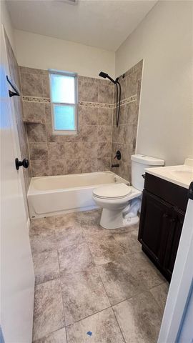 8348 ANGELA COURT, Zephyrhills, FL 33541