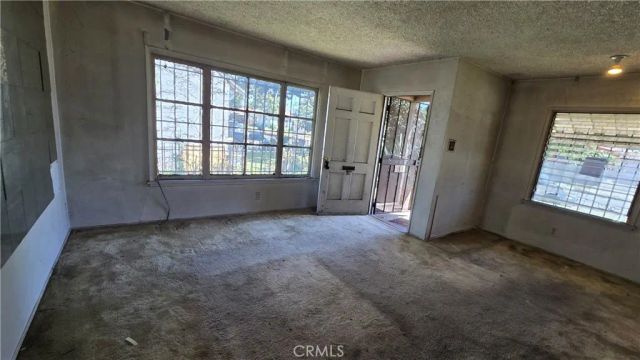 1605 E Orchard, Compton, CA 90221