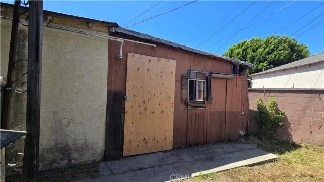 1605 E Orchard, Compton, CA 90221