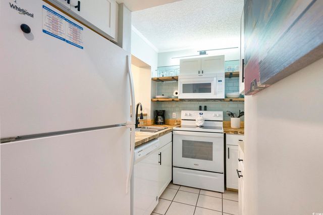 415 Ocean Creek Dr Apt 2208, Myrtle Beach, SC 29572