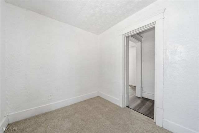 333 Lloyd Street, Akron, OH 44301