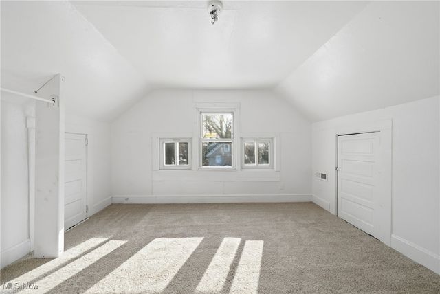 333 Lloyd Street, Akron, OH 44301