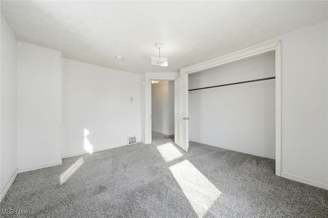 333 Lloyd Street, Akron, OH 44301