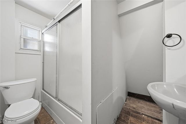 333 Lloyd Street, Akron, OH 44301