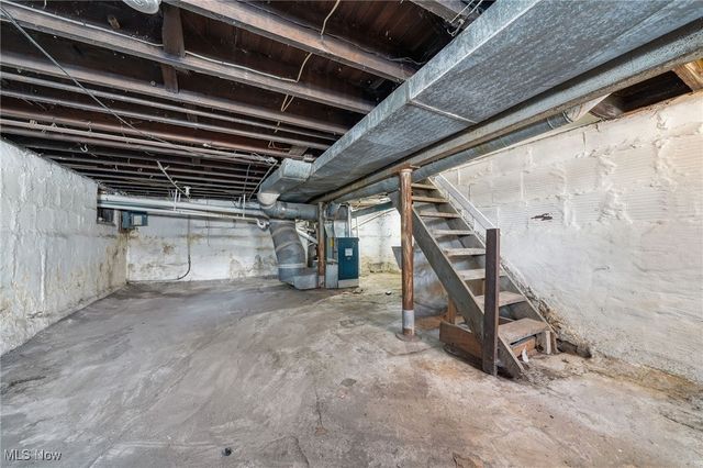 333 Lloyd Street, Akron, OH 44301