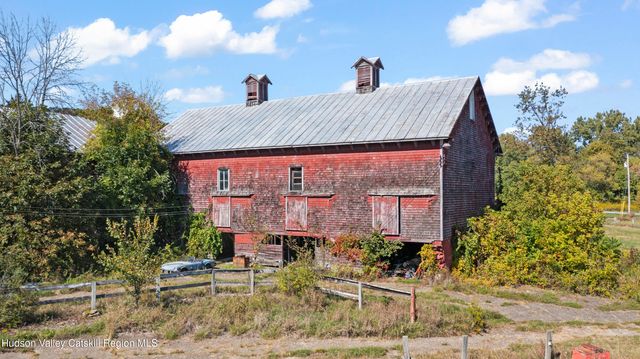 1745 County Route 7, Ancram, NY 12502