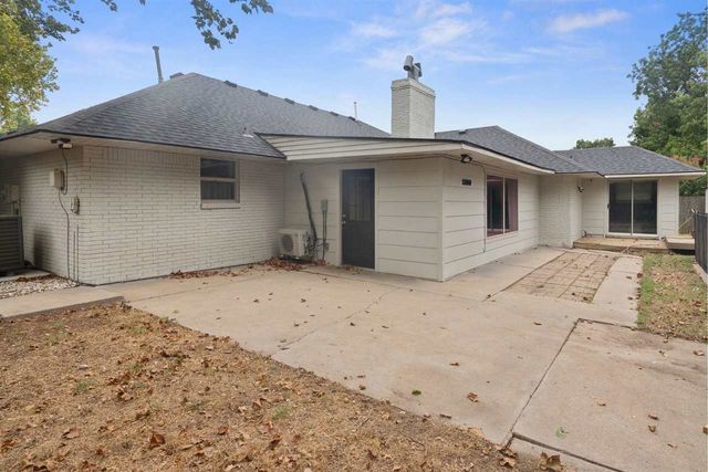 906 NW 41st St, Lawton, OK 73505