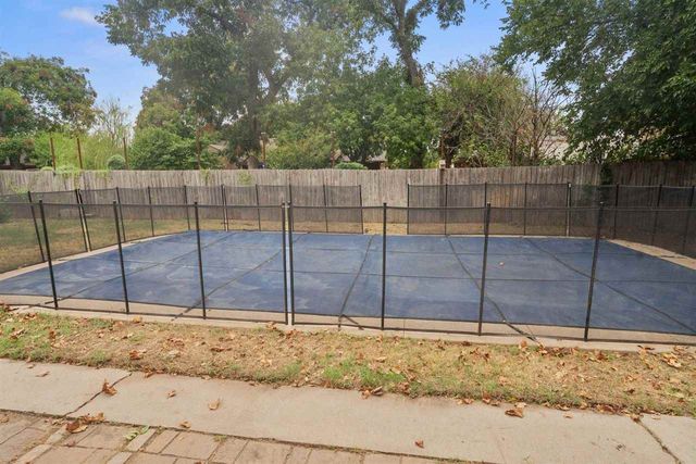 906 NW 41st St, Lawton, OK 73505