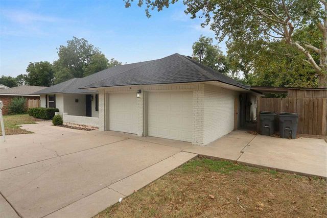 906 NW 41st St, Lawton, OK 73505