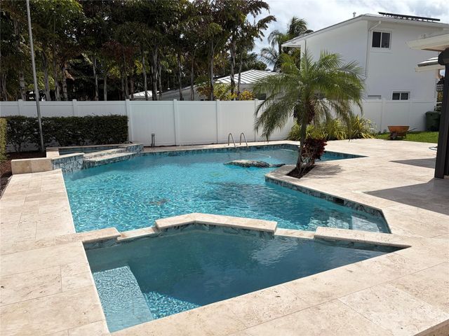 2143 NE 65th Street, Fort Lauderdale, FL 33308