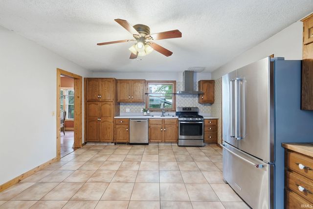 711 N Jackson Street, Auburn, IN 46706