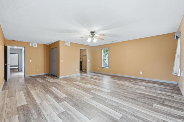 711 N Jackson Street, Auburn, IN 46706