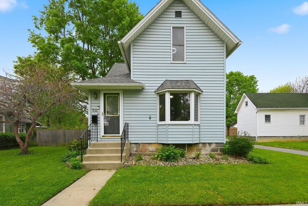 711 N Jackson Street, Auburn, IN 46706