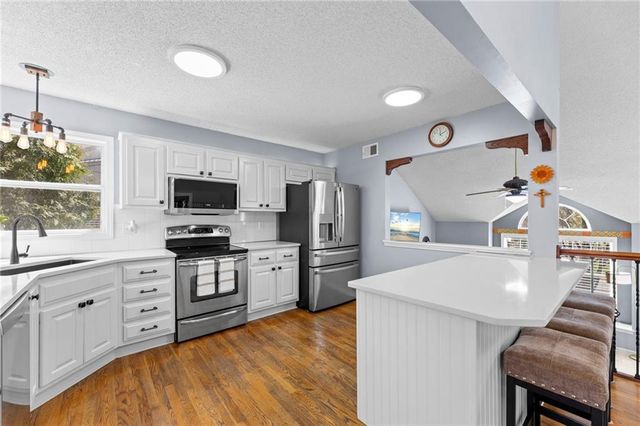 18970 W 163rd Terrace, Olathe, KS 66062