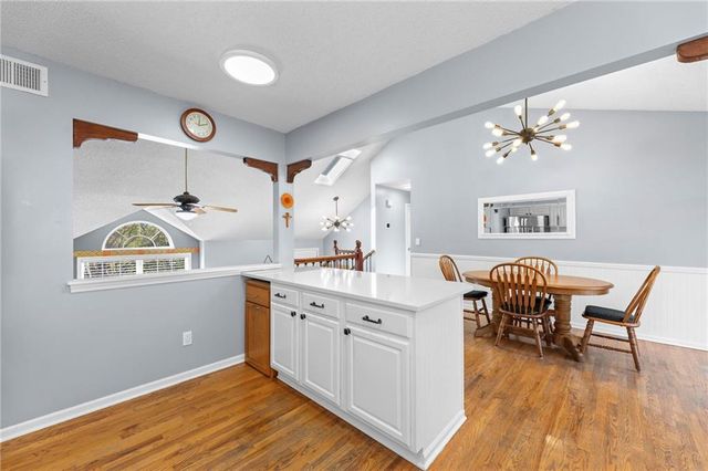 18970 W 163rd Terrace, Olathe, KS 66062