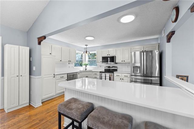 18970 W 163rd Terrace, Olathe, KS 66062