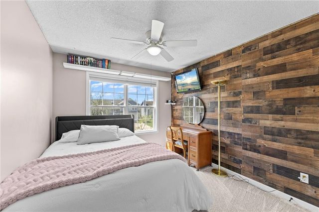 18970 W 163rd Terrace, Olathe, KS 66062