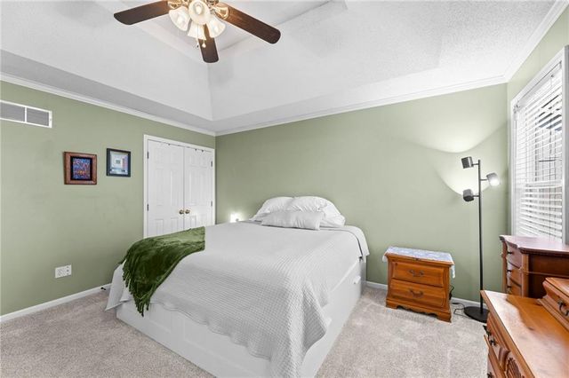 18970 W 163rd Terrace, Olathe, KS 66062