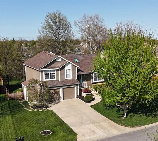 18970 W 163rd Terrace, Olathe, KS 66062