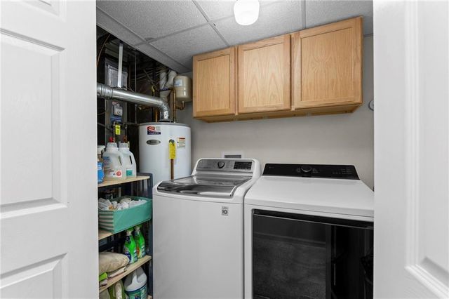 18970 W 163rd Terrace, Olathe, KS 66062