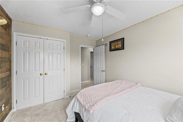 18970 W 163rd Terrace, Olathe, KS 66062