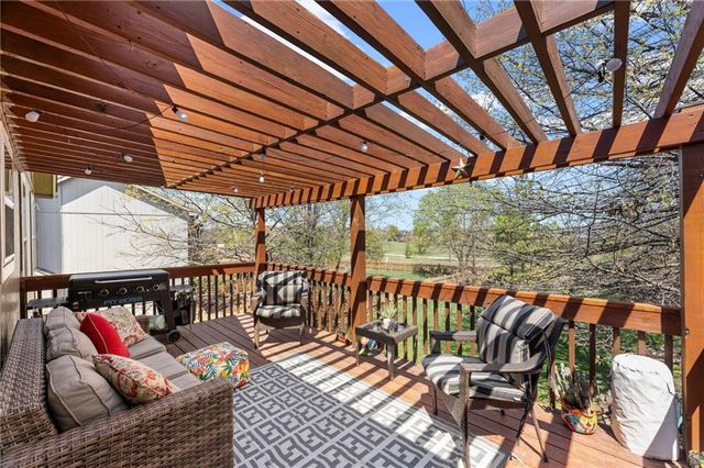 18970 W 163rd Terrace, Olathe, KS 66062