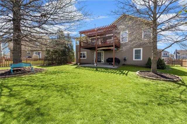 18970 W 163rd Terrace, Olathe, KS 66062