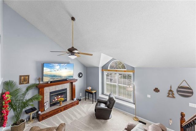 18970 W 163rd Terrace, Olathe, KS 66062