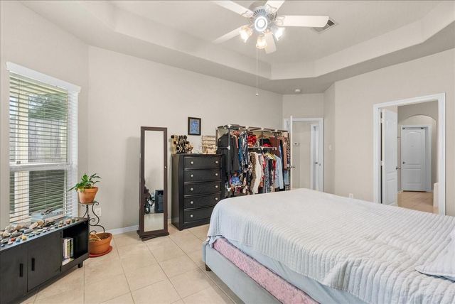 2828 Sand Dune Drive, Seabrook, TX 77586