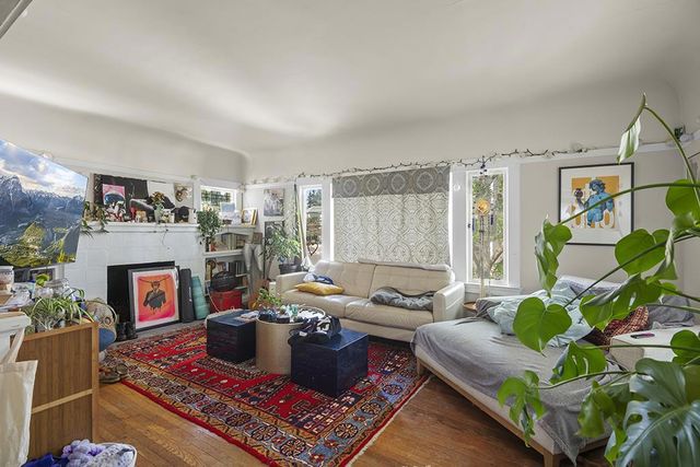 326328 Athol Avenue, Oakland, CA 94606