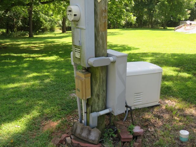 21515 S 215 Highway, Dadeville, MO 65635