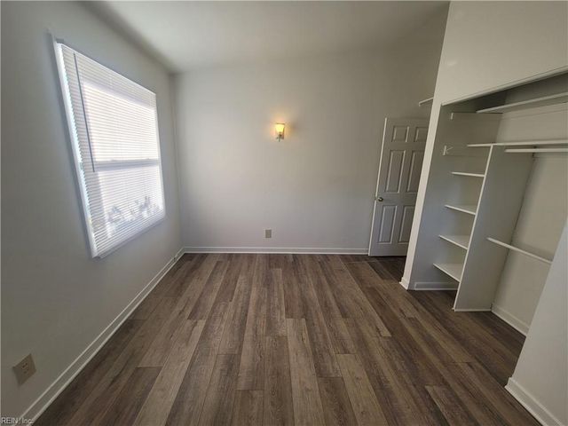 1637 Wright LN, Virginia Beach, VA 23451