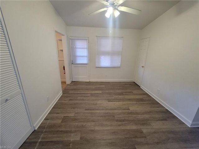 1637 Wright LN, Virginia Beach, VA 23451