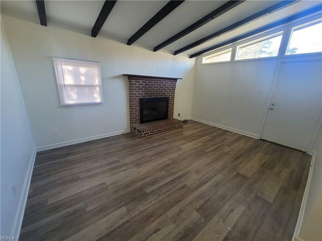 1637 Wright LN, Virginia Beach, VA 23451