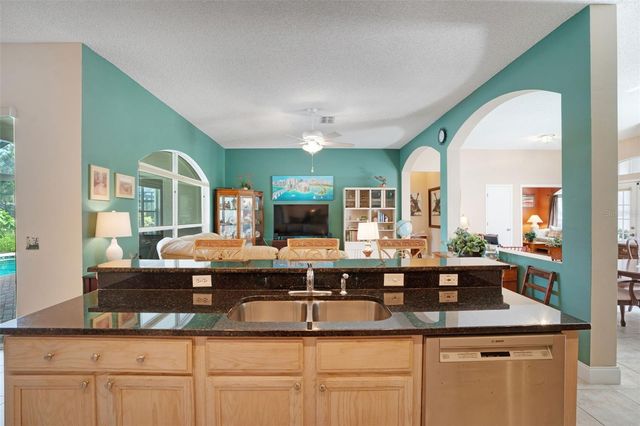 111 41ST STREET NE, Bradenton, FL 34208