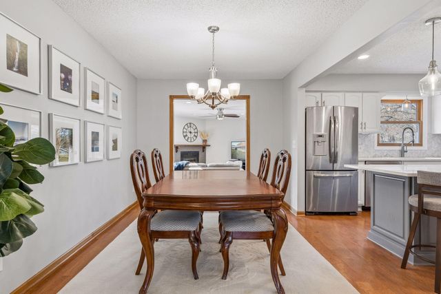 4015 Cottonwood Lane N, Plymouth, MN 55441