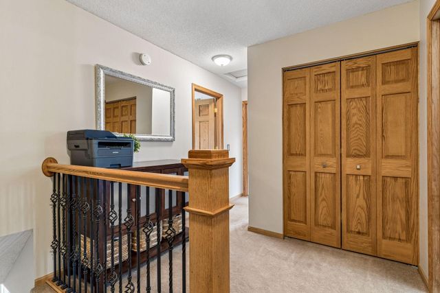 4015 Cottonwood Lane N, Plymouth, MN 55441