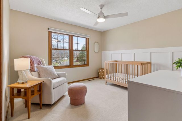 4015 Cottonwood Lane N, Plymouth, MN 55441