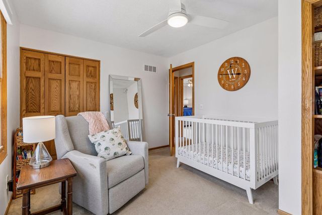 4015 Cottonwood Lane N, Plymouth, MN 55441