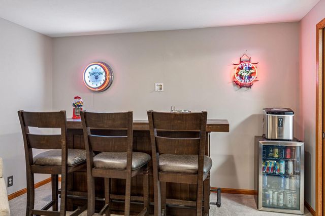 4015 Cottonwood Lane N, Plymouth, MN 55441