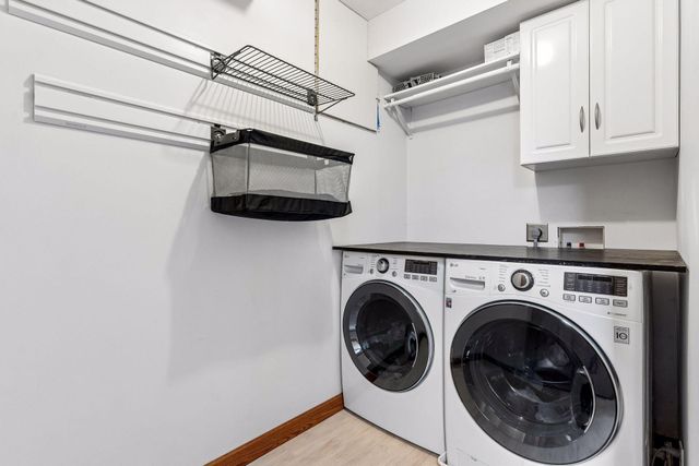 4015 Cottonwood Lane N, Plymouth, MN 55441