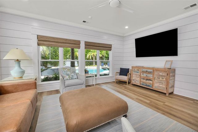 409 Kelsall Ave, St Simons Island, GA 31522