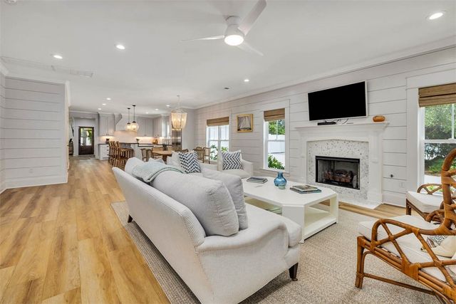 409 Kelsall Ave, St Simons Island, GA 31522