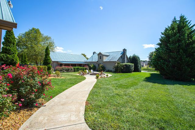 44 Hammock Dr, Winchester, TN 37398