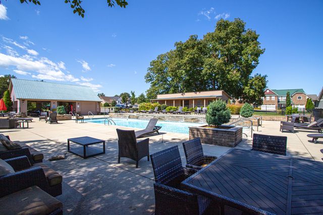 44 Hammock Dr, Winchester, TN 37398