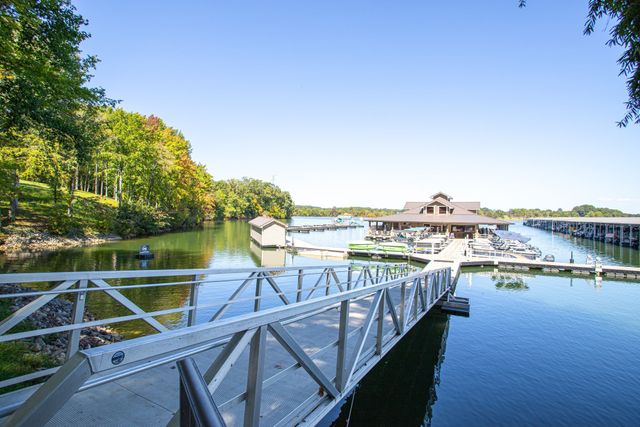 44 Hammock Dr, Winchester, TN 37398